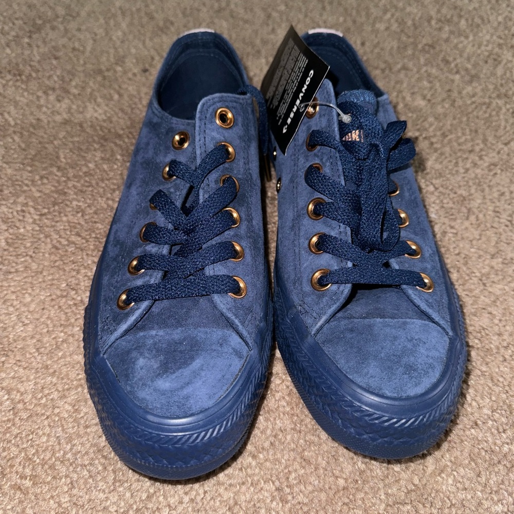 Converse shoes - never worn